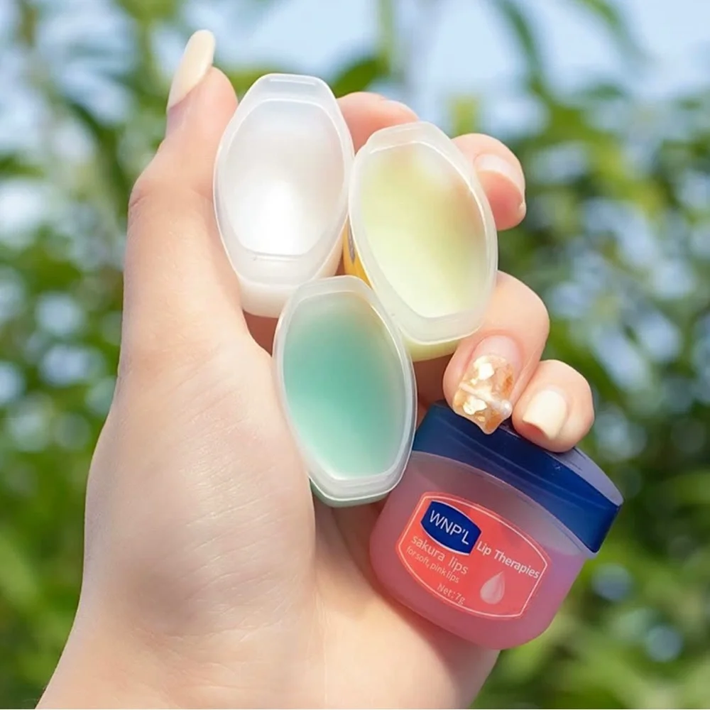 Moisturizing Anti-crack Moisturizing Lipstick - Picture 3 of 7